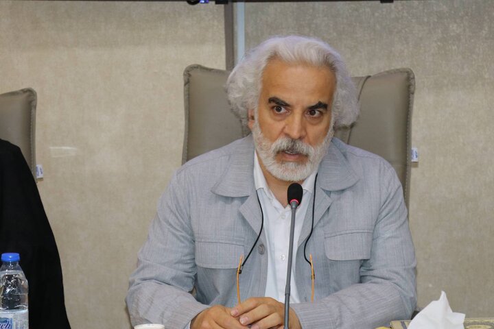 توجه به معنای «خدمت» مهمترین رکن در تعریف جدید کتابخانه است