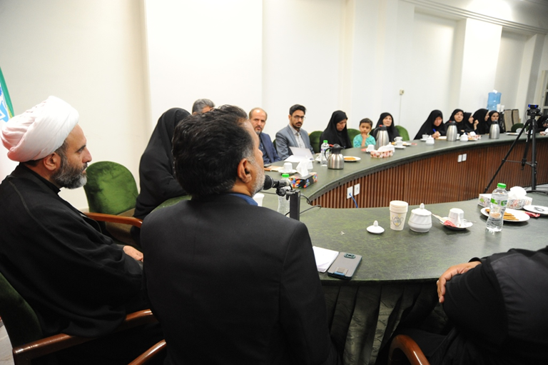 شهید جمهور، مسئولی دغدغهمند در حوزه کتاب و کتابخانهها بود