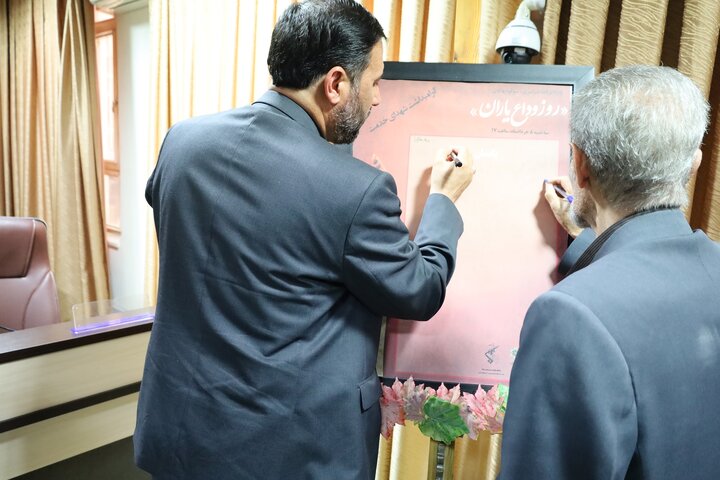 تشییع باشکوه «شهید جمهور» نشانه ریشه مردمی جمهوری اسلامی و موجب تقویت آن است