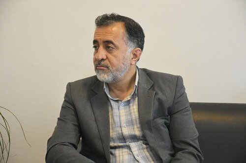 بهرهبرداری از کتابخانه شهر باب انار درخواست مردم است