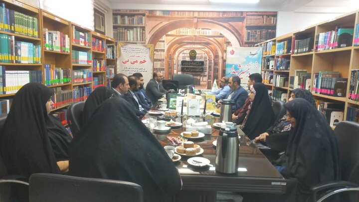 ویژه برنامه «خُم مِی نِی» در کتابخانههای مازندران برگزار شد