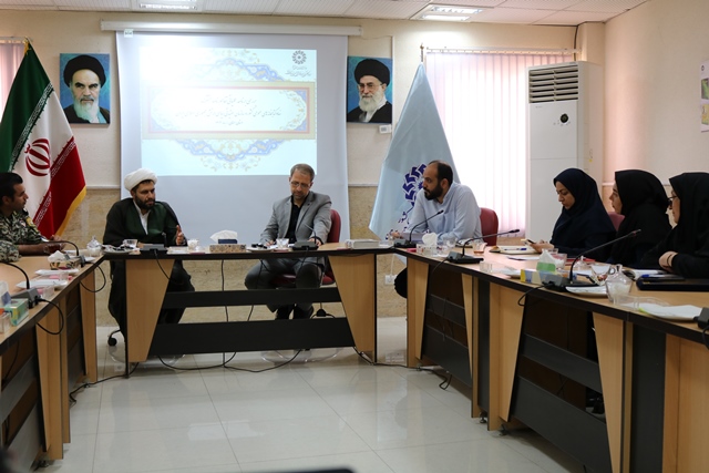 بررسی برنامههای عملیاتی تفاهمنامه مشترک نهاد کتابخانههای عمومی و سازمان عقیدتی سیاسی ارتش در سمنان