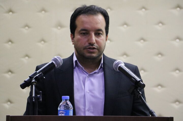 کتاب «چتری برای زندگی» اثر اعضای کودک و نوجوان محفل ادبی رونمایی شد