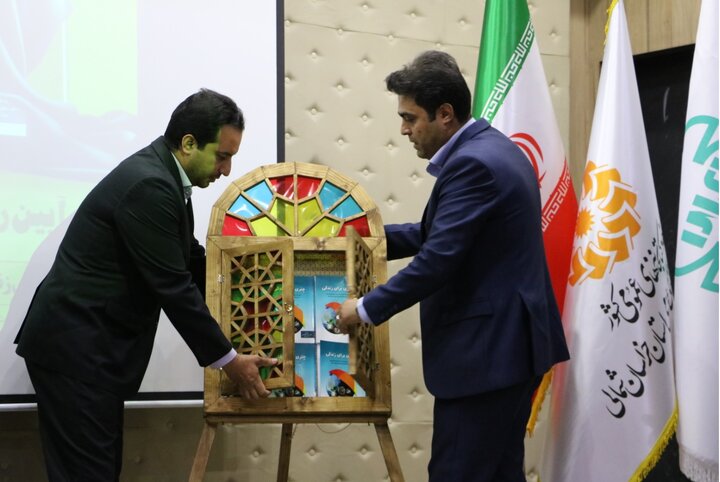 کتاب «چتری برای زندگی» اثر اعضای کودک و نوجوان محفل ادبی رونمایی شد