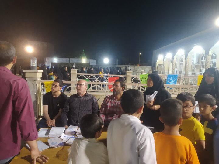 غرفه اداره‌کل کتابخانه های عمومی استان در جشن «هلهله فرشته‌ها»