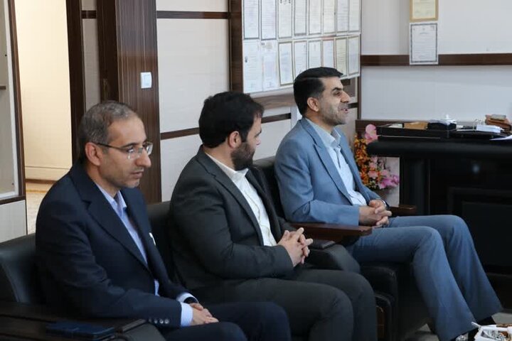 لزوم انجام کارهای فرهنگی عمیق و ماندگار کتابمحور در زندانهای لرستان