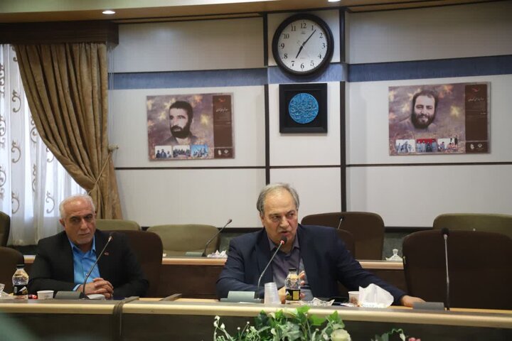 کتابخانه عمومی انسانساز و پرورشدهنده نسل آینده است