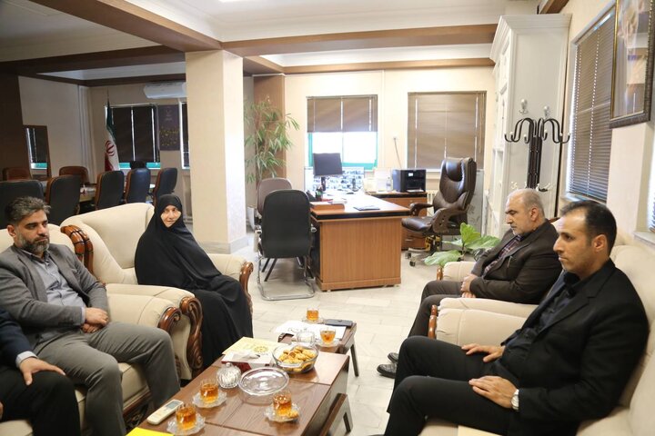 جوانان امروز اگر جذابیت و شادابی در کتابخانهها نبینند به مواردی کشیده میشوند که قابل جبران نیست