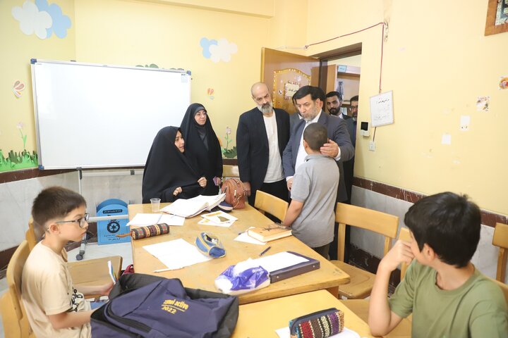 رفع مظلومیت کتابخانههای عمومی استان قم با رویکرد خدمت به مردم