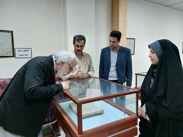 کتابخانههای عمومی، با تسهیلگری و ارائه خدمات کتابمحور، از مردم و کسبوکارهای خُرد حمایت میکنند