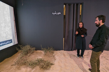 بازدید مهدی رمضانی دبیرکل نهاد کتابخانه های عمومی کشور از دومین نمایشگاه آبادیران