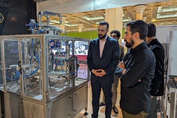 بازدید مهدی رمضانی دبیرکل نهاد کتابخانه های عمومی کشور از دومین نمایشگاه آبادیران