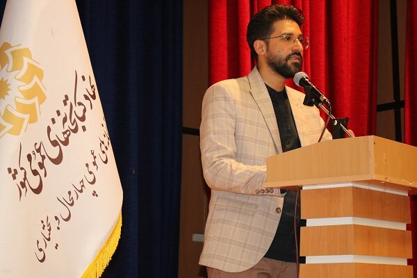 پوستر طرح «قصهها به صحنه میآیند» در چهارمحال و بختیاری رونمایی شد