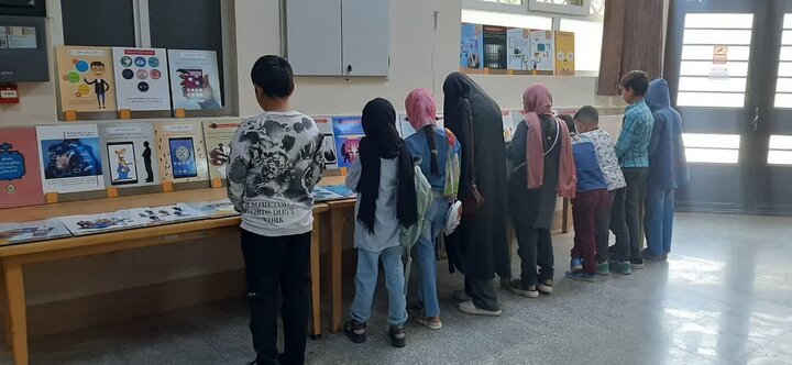 برگزاری نمایشگاه فضای مجازی در کتابخانههای عمومی علامه امینی(ره) و شهدای نوبهار