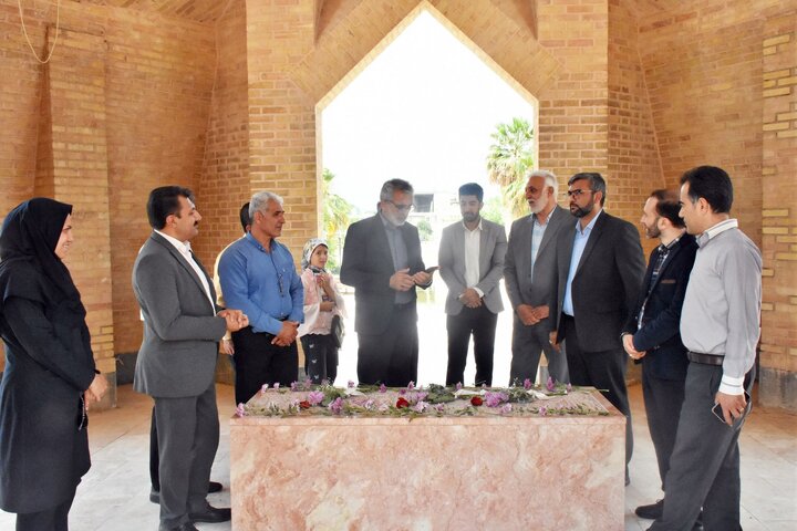 طرح سراسری کتابت قرآن در در شهر کاتب و خطاط قرآن اجرا شد