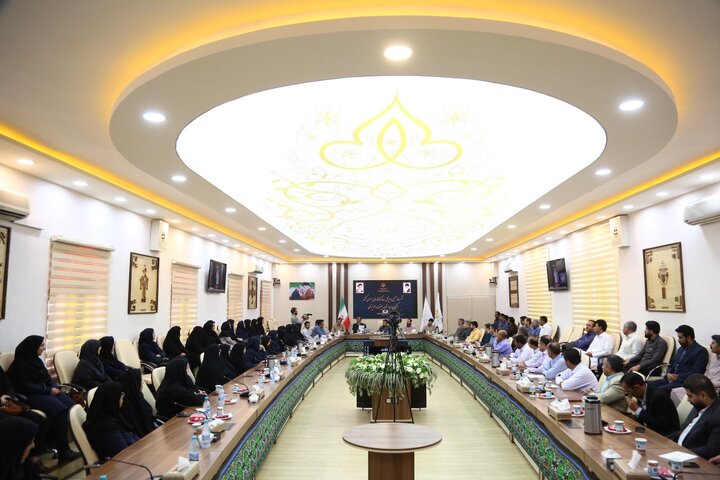 تلاش کردهایم فرآیندهای خطی نهاد را خودکارسازی کنیم