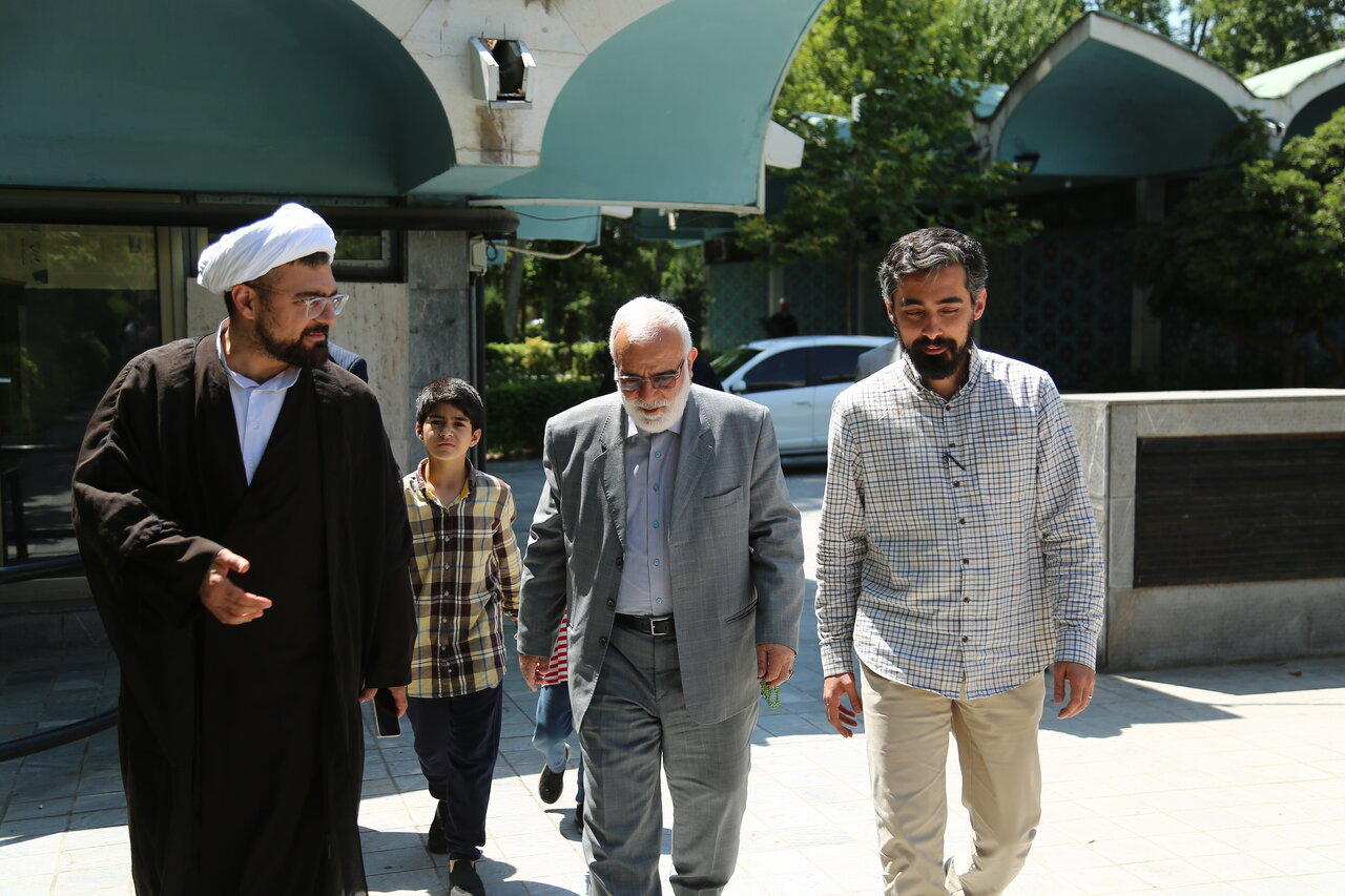 گرامیداشت شهید جمهور و افتخار به سرمایه عظیم مدیریت فرهنگی در کتابخانههای عمومی