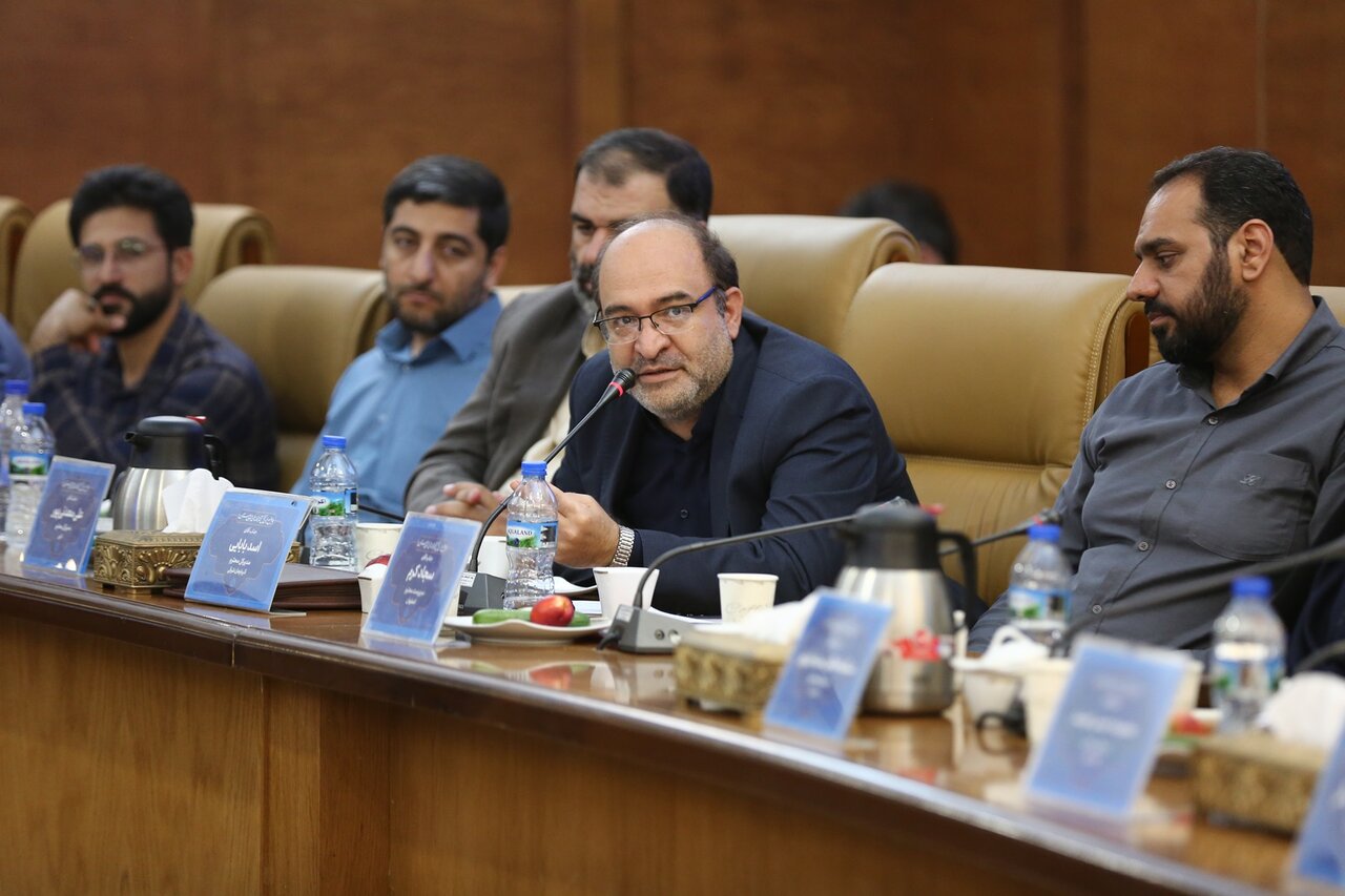 گرامیداشت شهید جمهور و افتخار به سرمایه عظیم مدیریت فرهنگی در کتابخانههای عمومی