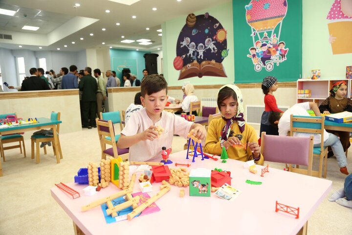 کتابخانه عمومی خادم الرضا(ع) شهید آیت الله رئیسی شهر آببر افتتاح شد