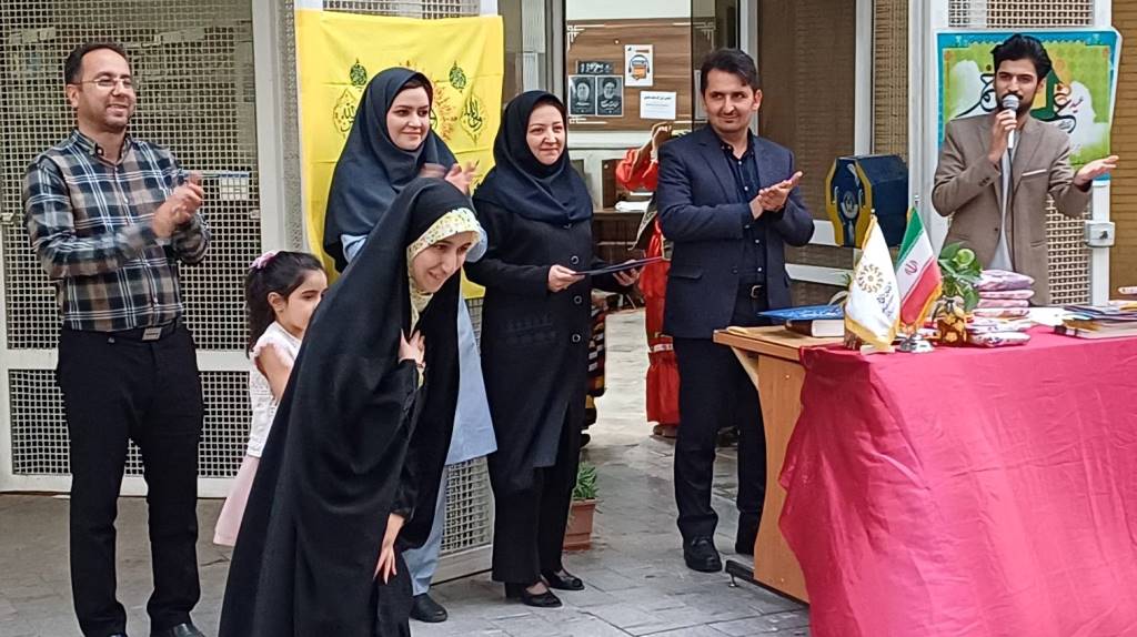 برنامههای متنوع فرهنگی در کتابخانه های عمومی خراسان رضوی برگزار شد
