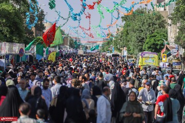 غرفه کتابخانه‌های عمومی استان مرکزی در مهمونی کیلومتری غدیر شهر اراک