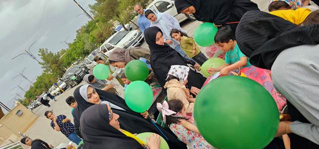 جشن ولایت ویژه عید غدیر در محوطه ورودی کتابخانه مرکزی سمنان برگزار شد