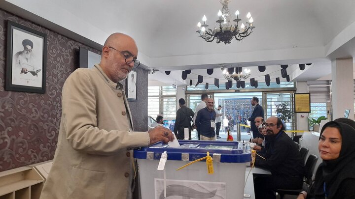 ۲۱ باب کتابخانه عمومی منتخب استان تهران در ۱۱ شهرستان شعبه اخذ رأی شد