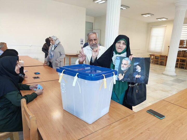 ۲۱ باب کتابخانه عمومی منتخب استان تهران در ۱۱ شهرستان شعبه اخذ رأی شد