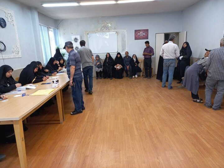 ۲۱ باب کتابخانه عمومی منتخب استان تهران در ۱۱ شهرستان شعبه اخذ رأی شد