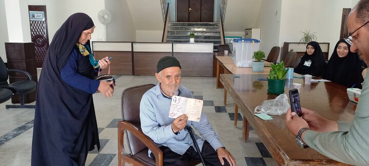 ۲۱ باب کتابخانه عمومی منتخب استان تهران در ۱۱ شهرستان شعبه اخذ رأی شد