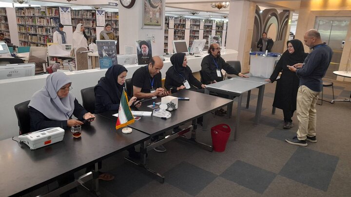 ۲۱ باب کتابخانه عمومی منتخب استان تهران در ۱۱ شهرستان شعبه اخذ رأی شد