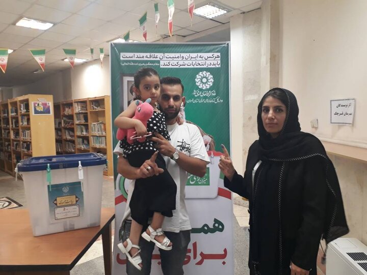 ۲۱ باب کتابخانه عمومی منتخب استان تهران در ۱۱ شهرستان شعبه اخذ رأی شد