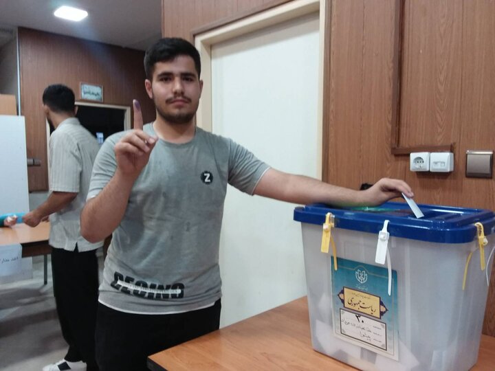 ۲۱ باب کتابخانه عمومی منتخب استان تهران در ۱۱ شهرستان شعبه اخذ رأی شد