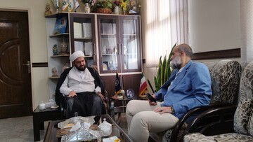 دیدار مدیرکل کتابخانه های عمومی استان قم با مدیرکل کمیته امداد امام خمینی(ره) استان