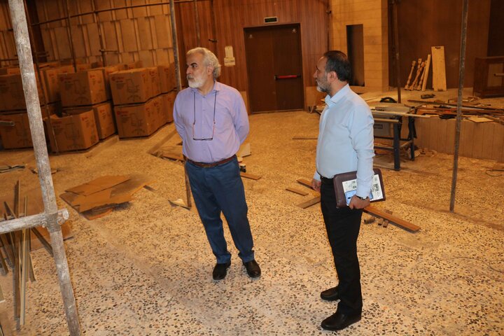 معاون برنامهریزی، پژوهش و فناوری اطلاعات نهاد از پروژه کتابخانه مرکزی رشت بازدید کرد