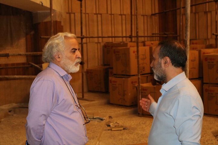 معاون برنامهریزی، پژوهش و فناوری اطلاعات نهاد از پروژه کتابخانه مرکزی رشت بازدید کرد