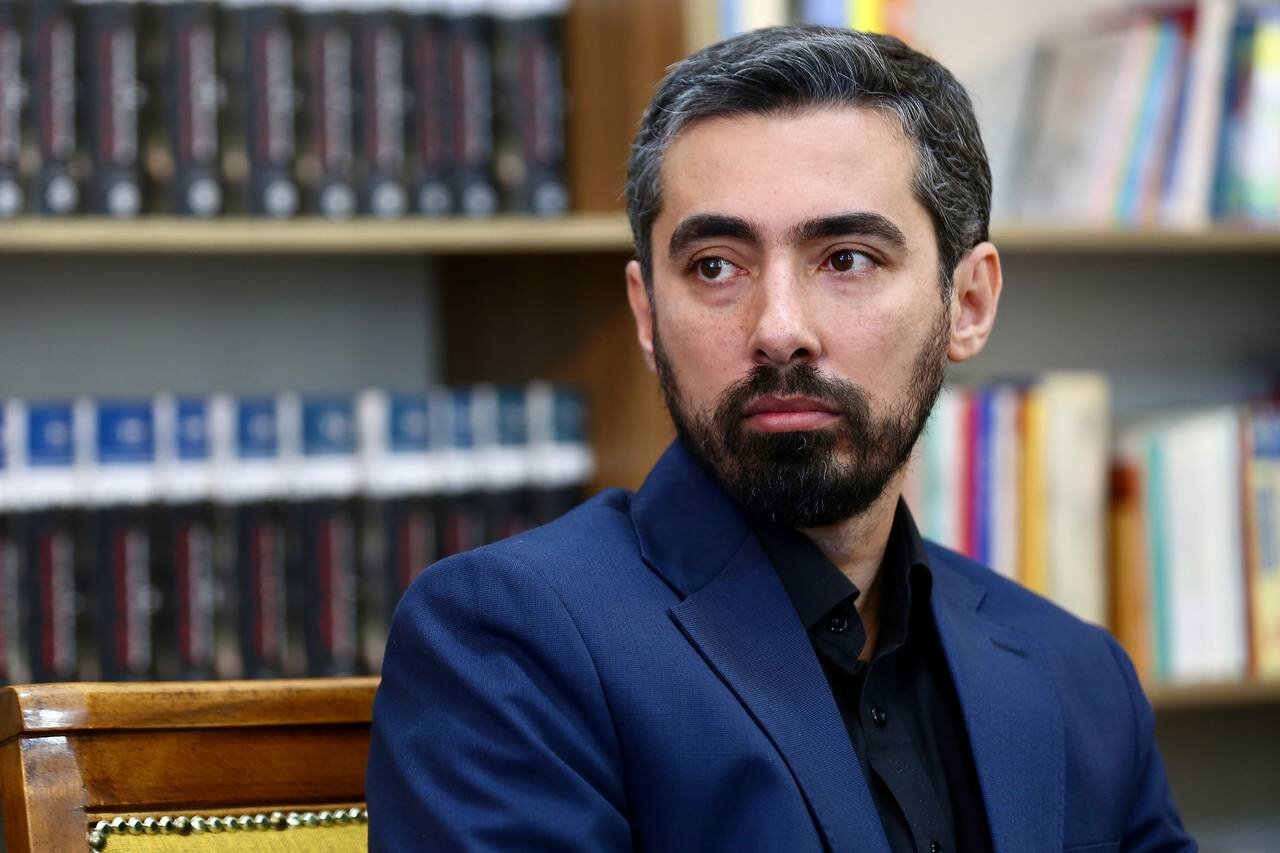 درگذشت رئیسجمهور تا برگزاری انتخابات نشان داد ایران کشور نهادها است/ وجود ۳۸۰۰ کتابخانه عمومی مایه خرسندی است