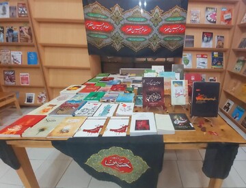 به مناسبت فرا رسیدن ماه محرم، کتابخانه های عمومی هرمزگان سیاهپوش شدند