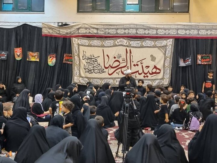 اجرای برنامههای متنوع فرهنگی در حسینیه بچههای بهشت در دهه اول ماه محرم