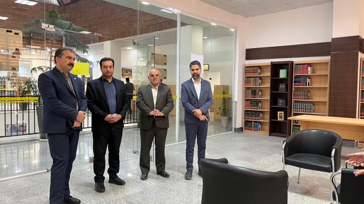 امروز کتابخانههای عمومی به پایگاه فرهنگی-اجتماعی تبدیل شدهاند