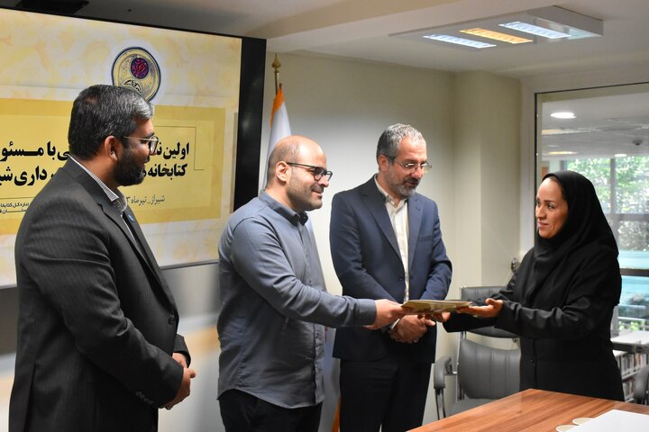 توسعه کتابخانههای عمومی و ایجاد فضای فرهیختگی اولویت شهرداری است