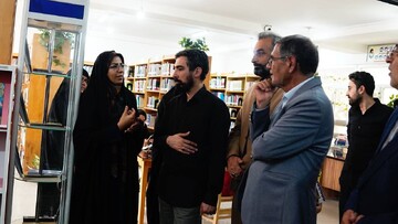 بازدید دبیرکل نهاد از کتابخانه عمومی سیدعبدالهادی حسینی دلیجانی شهرستان دلیجان