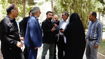 بازدید دبیرکل نهاد از کتابخانه عمومی فاضلین نراقی شهرستان دلیجان