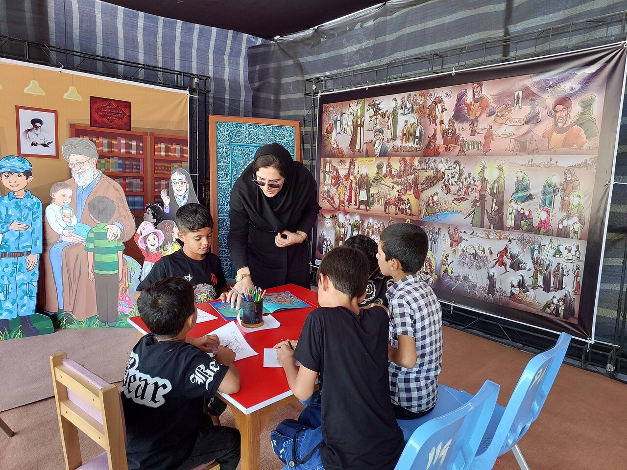 فعالیت موکب فرهنگی ادارهکل کتابخانههای عمومی استان آذربایجان غربی آغاز شد