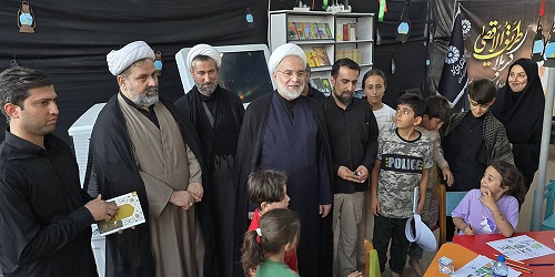 آغاز به کار موکب کتابخوانی اداره کل کتابخانههای عمومی کردستان در مرز باشماق