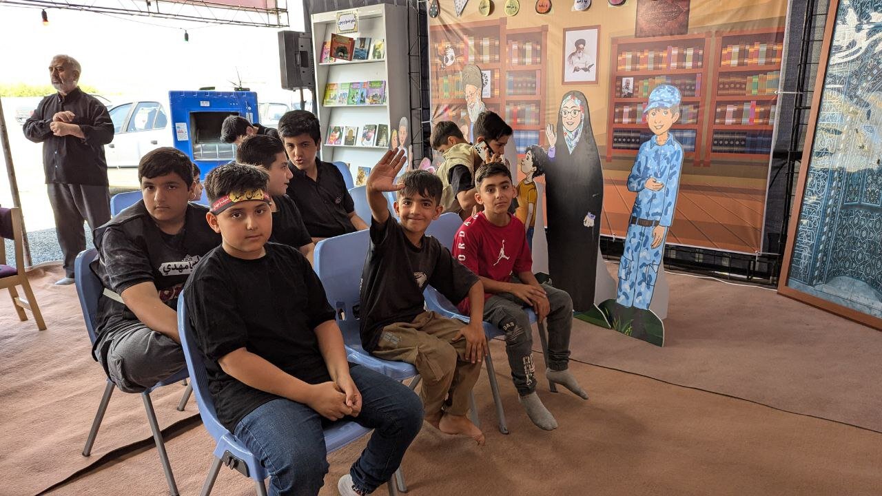 بازدید دبیرکل نهاد از موکبهای فرهنگی کتابخانههای عمومی در مرزها