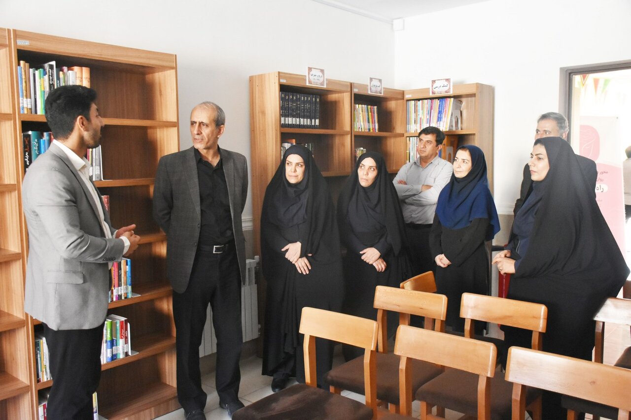 ۱۷ مرکز «خدمات روانشناسی و مشاوره راه زندگی» در کتابخانههای عمومی استان فارس راهاندازی شد