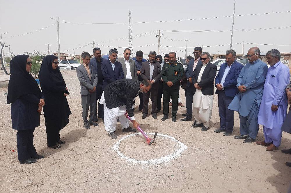 مراسم کلنگ‌زنی کتابخانه عمومی شهر قرقری برگزار شد