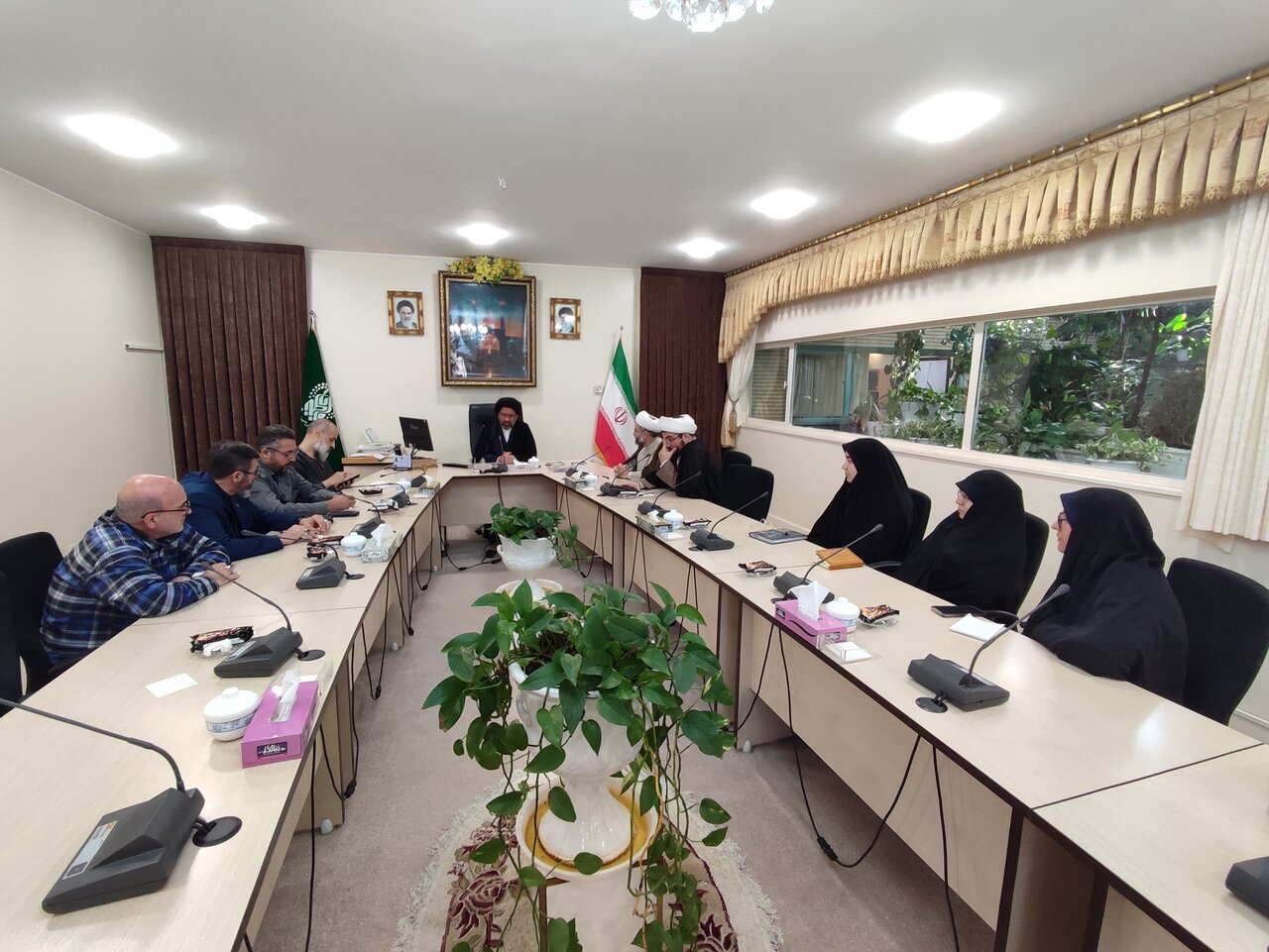 لزوم استفاده از ظرفیتهای ویژه آستان مقدس حضرت معصومه(س) در ترویج فرهنگ کتابخوانی