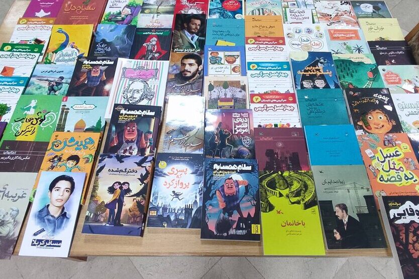 ارسال ۱۶ بسته ویژه کتاب به پنج کتابخانه مناطق کم برخوردار استان